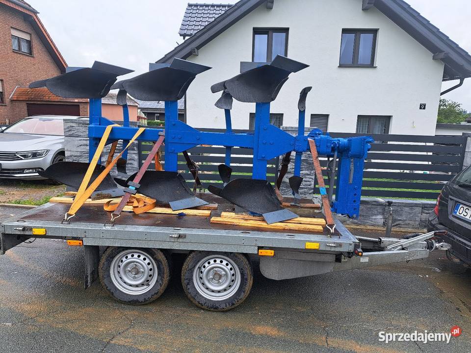 Sprzedam pług 3 skibowy chydraulicznie obracany opolskie Krasowa