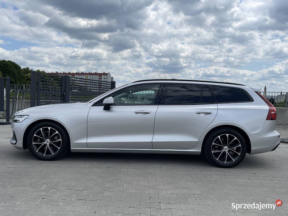 VOLVO V60 II 20 Diesel D3 150 2020r 122 810 nawigacja