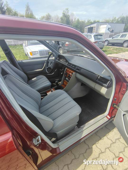 MercedesBenz W124 230E 132 Super Klasyk Stan bordowy Zgierz sprzedam