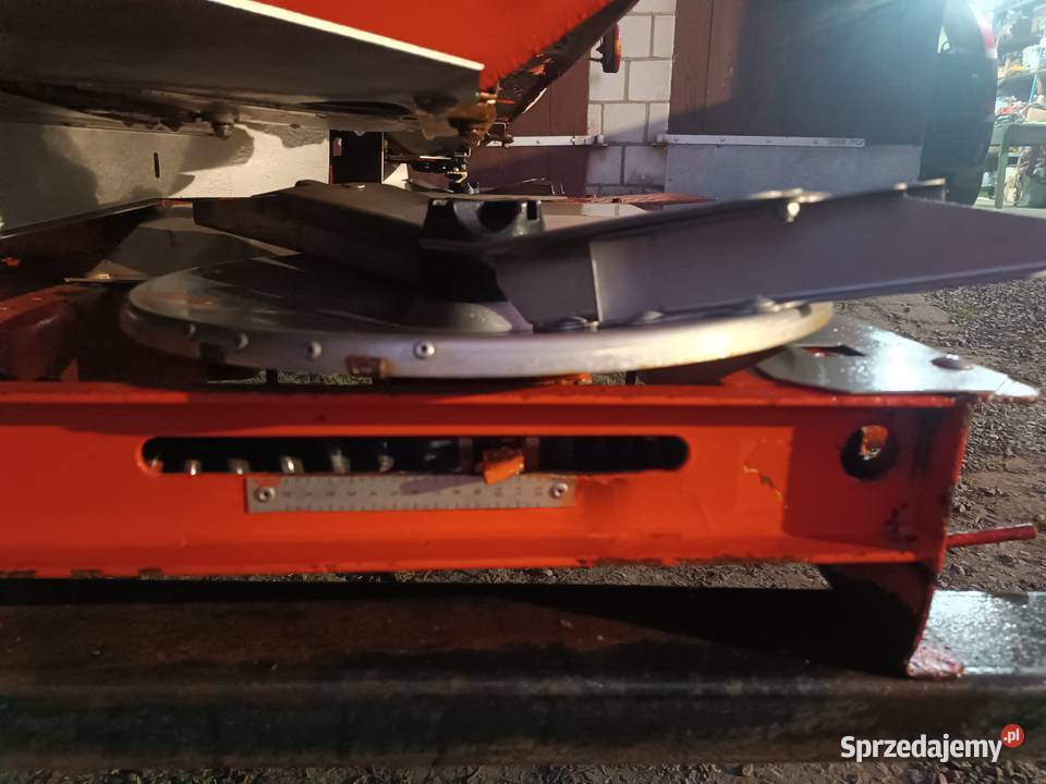 Rozsiewacz nawozowy KUHN Precis 1100 nieuszkodzony lubelskie Czermno sprzedam