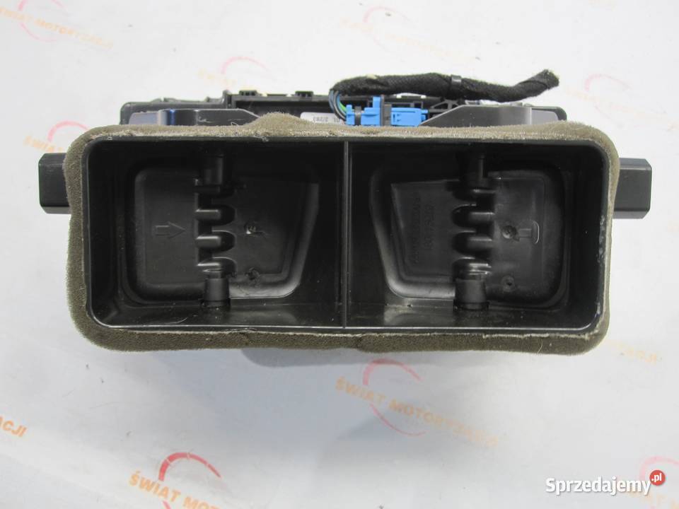 OPEL MERIVA B 13r kratka nawiewu środkowa