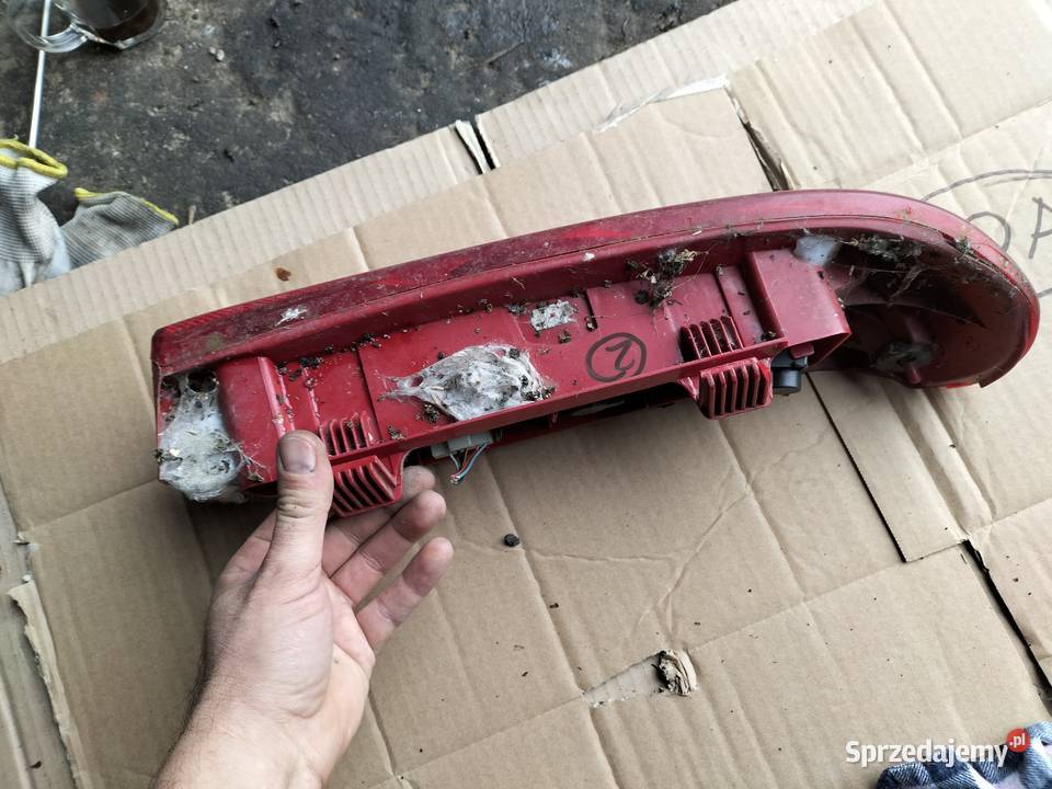 FIAT SEICENTO LAMPA TYŁ PRAWA Lampy tylne