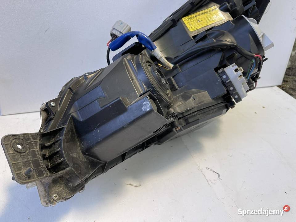 SUBARU LEGACY OUTBACK XENON PRAWA LAMPA PRZÓD wielkopolskie Ostroróg sprzedam