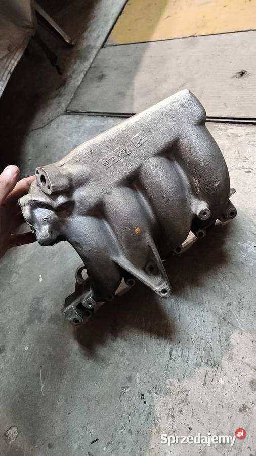 Kolektor ssący Audi 80 B4 gaz osobowe Krosno