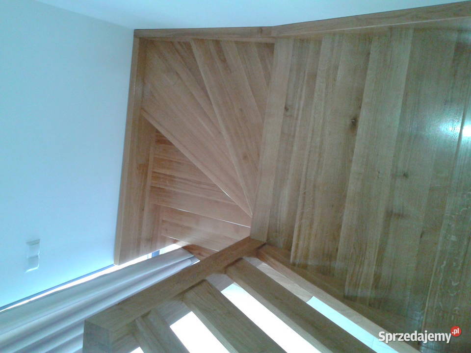 Schody drewniane ażurowe