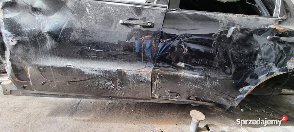 PRÓG LEWY DODGE DURANGO III SŁUPEK 2016 Pozostałe Lipno