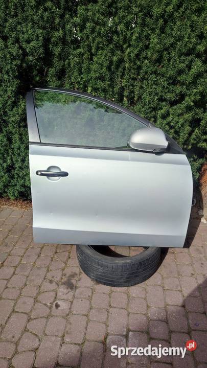 Drzwi kompletne I30FD prawy przód 2R sprzedam