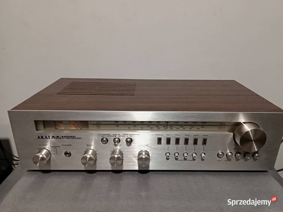 Amplituner AKAI AA 1010L