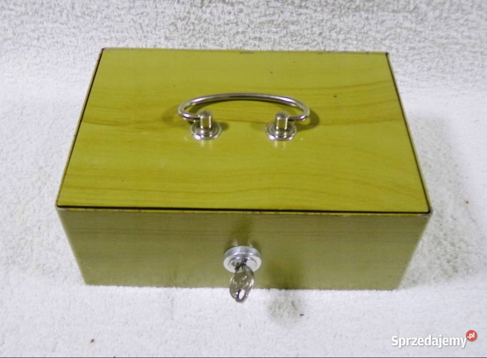 Niemiecka Kasetka Sejf prod DDR Grupa