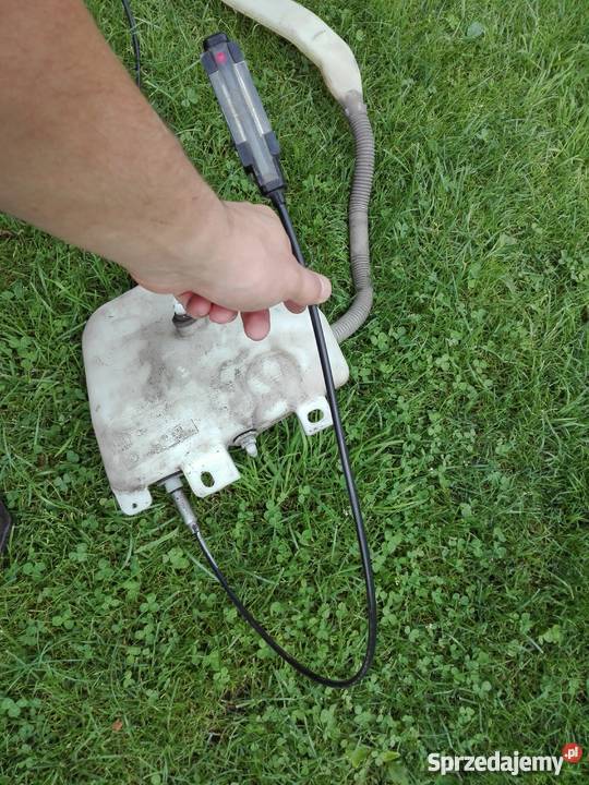 zbiornik zbiorniczek spryskiwaczy BMW E39 Rok produkcji 1997 Pozostałe Złotoryja