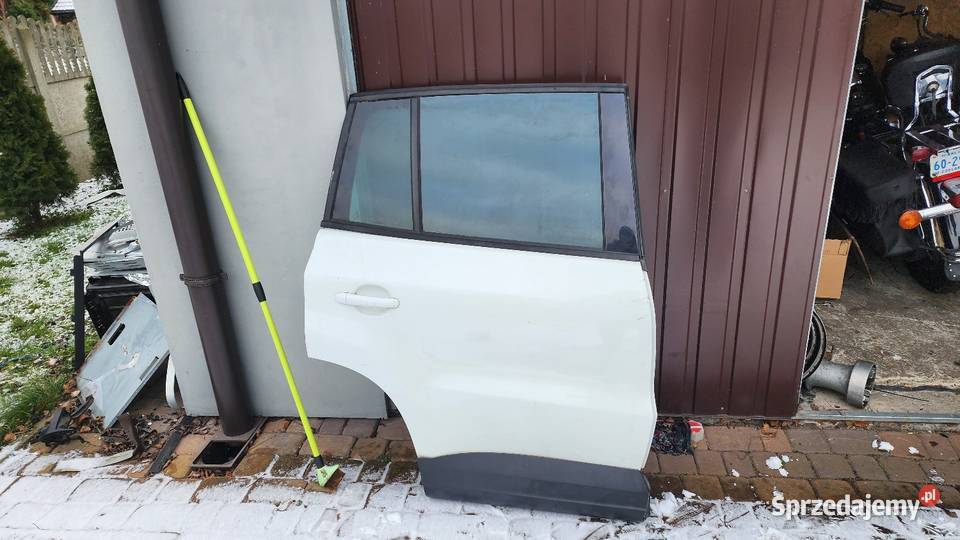 Volkswagen Tiguan 20122016 tylne drzwi pasażera