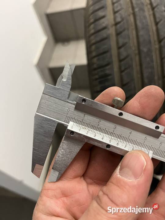 Letnie opony 22535 r19 555mm Opony Wrocław
