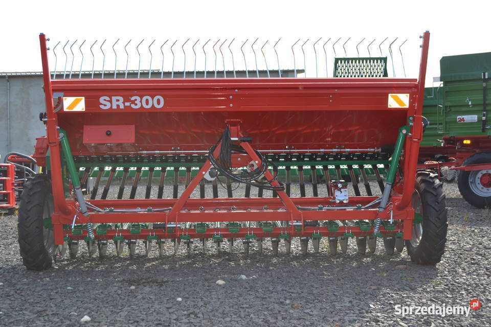 Siewnik zbożowy talerzowy 3 m AGROMASZ Olesno