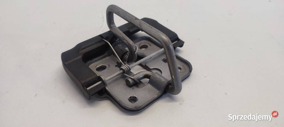 VW TIGUAN ALLSPACE RYGIEL MASKI 5NA823186D sprzedam