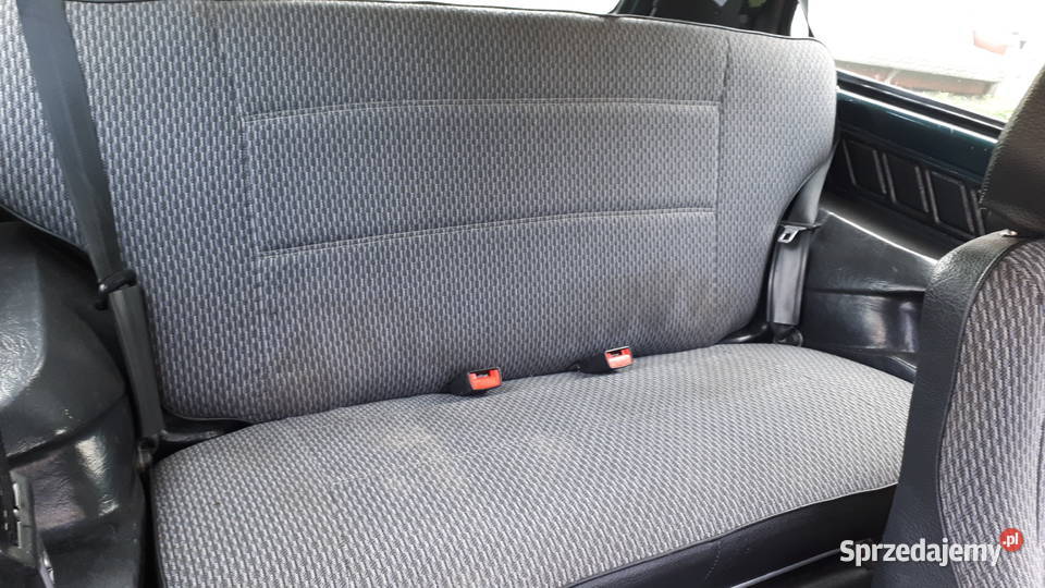 Lada Niva 4x4 napęd sprawny kupiony w polskim salonie mazowieckie Celestynów sprzedam