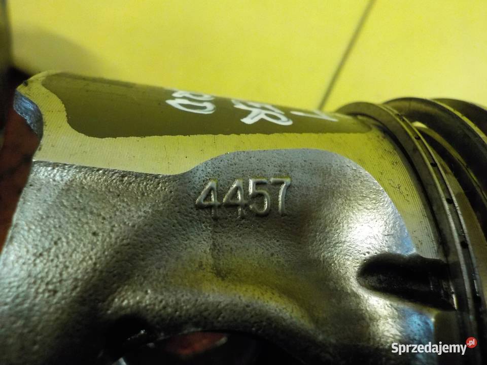 CHRYSLER VOYAGER 28 CRD 07r 150 VM47C tlok 4457 Suków sprzedam