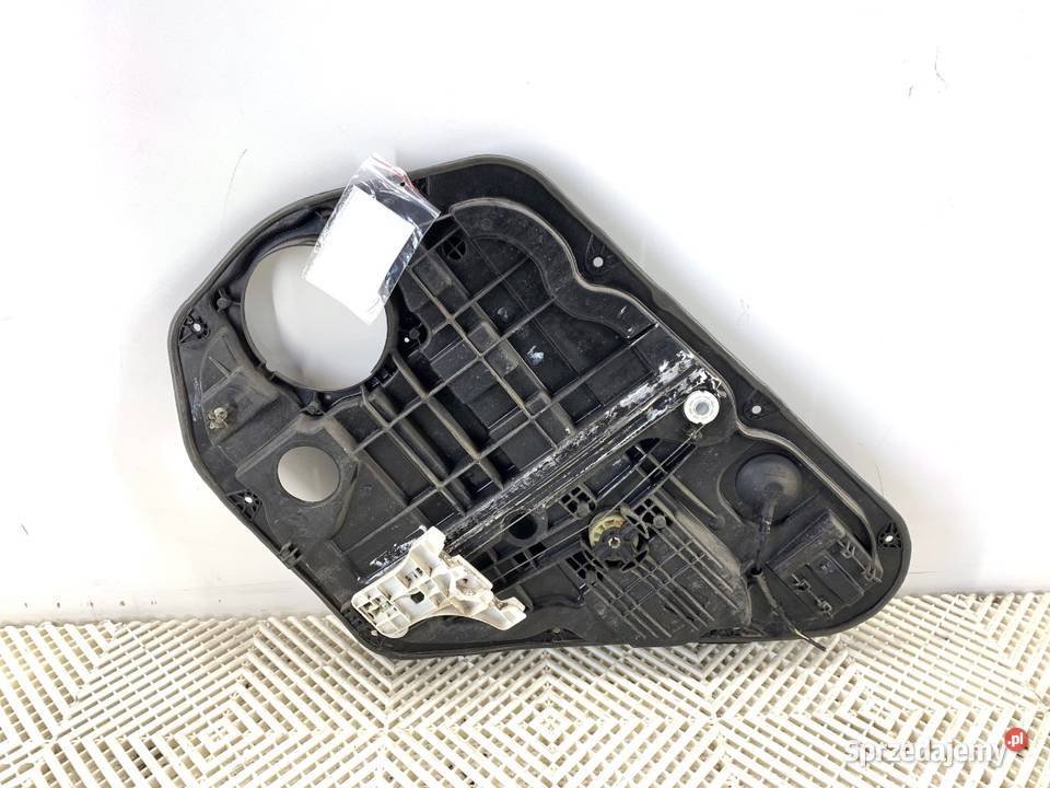 PODNOŚNIK SZYBY LEWY TYŁ HYUNDAI i40 Hatchback