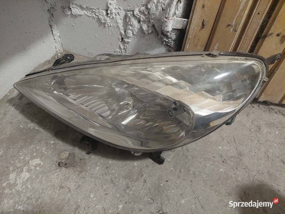 Lampa Xenon Peugeot 607 lewy przód sprzedam