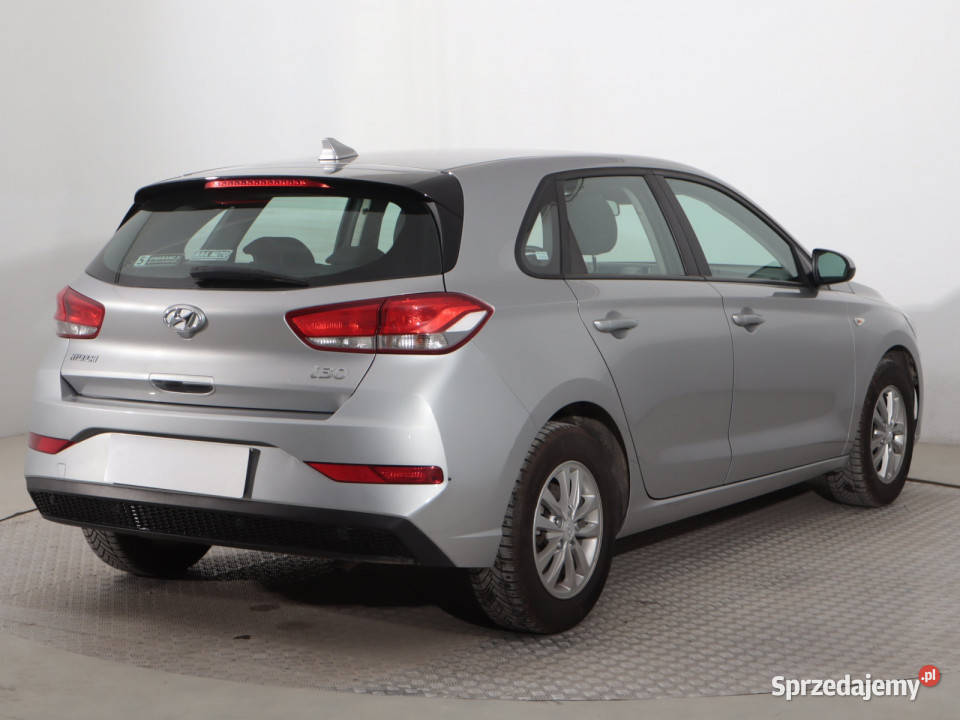 Hyundai i30 15 DPI pełny VAT i30