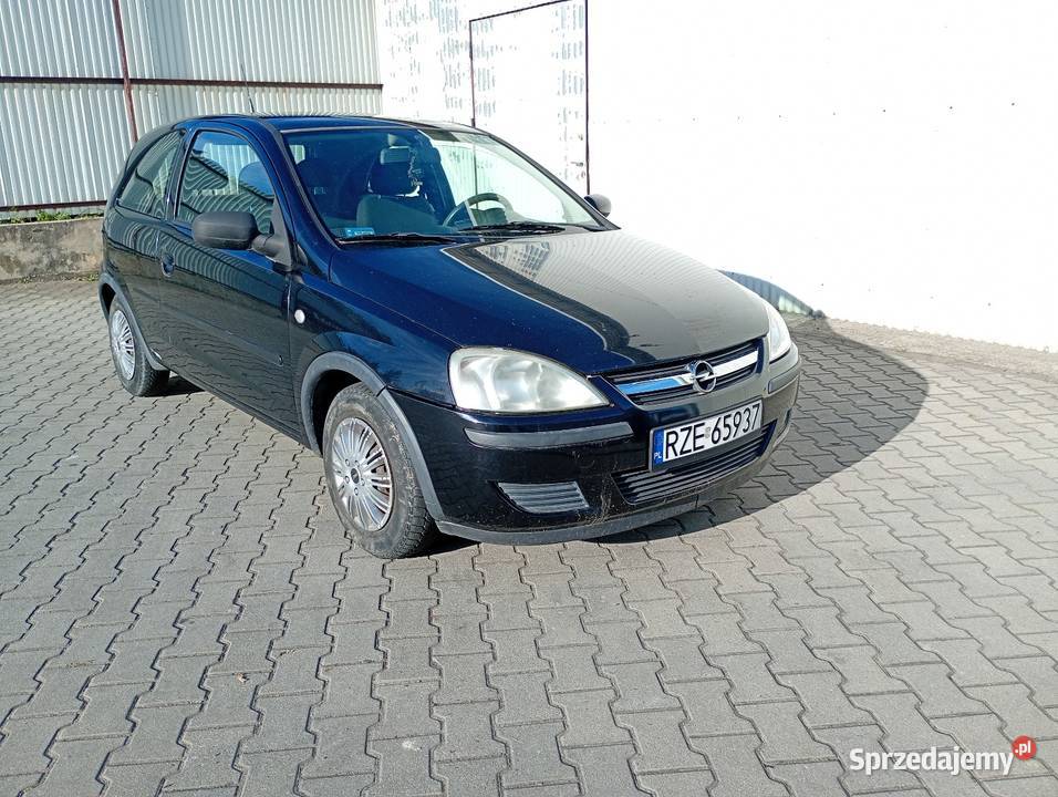 Opel Corsa C 10 benzyna 2004 Rok produkcji 2004