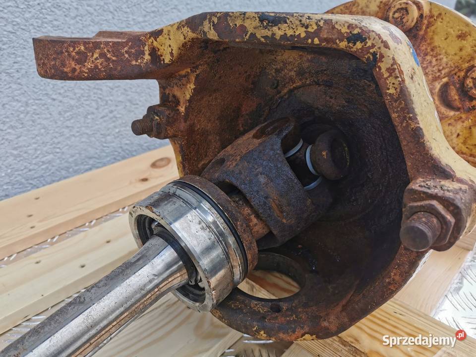 Zwolnica Zwrotnica prawy tył CAT TH 62 Wilkowo