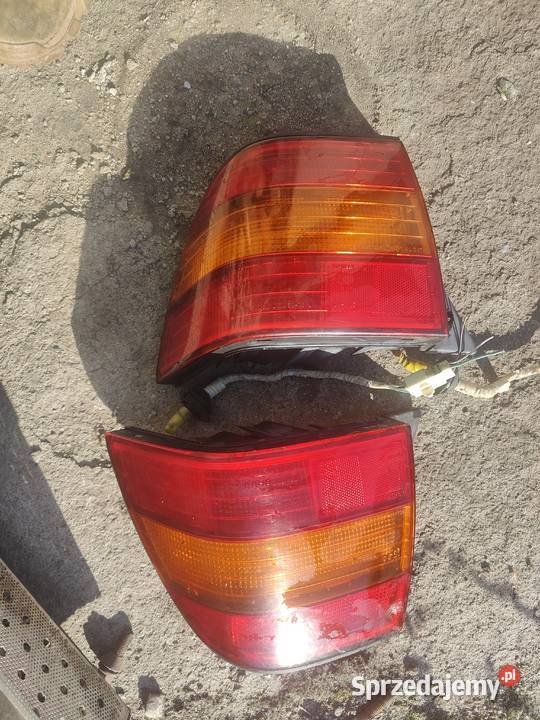 Lexus LS 400 lampy tylne pomorskie Pruszcz Gdański sprzedam
