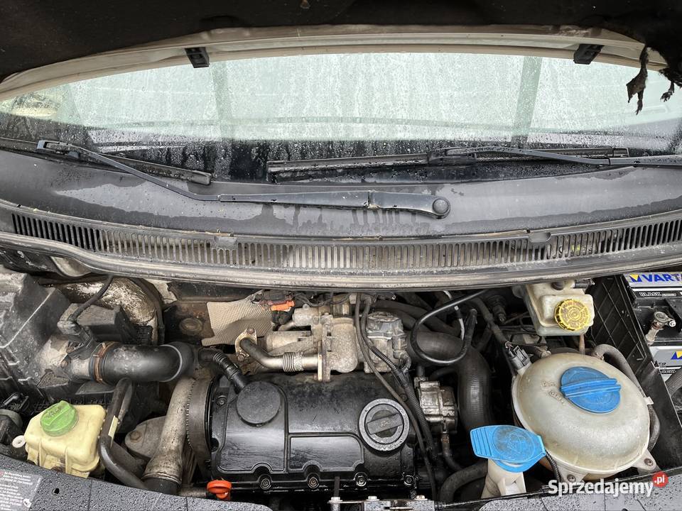Volkswagen T5 Uszkodzony silnik Szczecin sprzedam