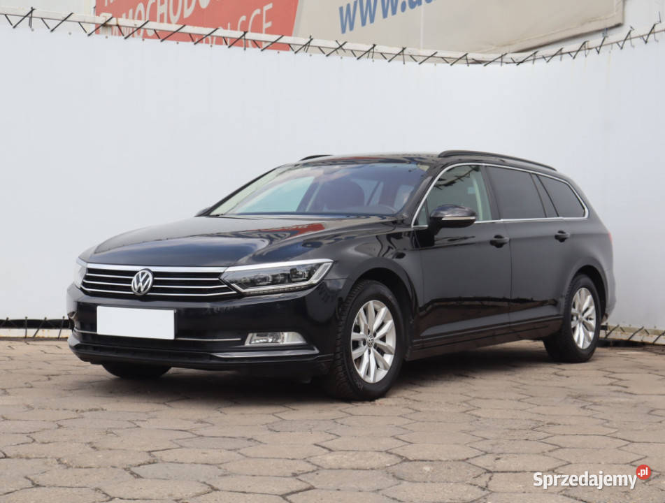VW Passat 18 TSI Rok produkcji 2018 Passat Łódź