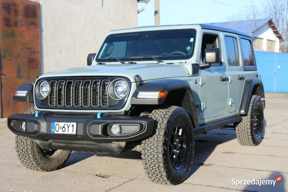 Jeep Wrangler 2024r 20 HYBRYDA 16567K Plugin 375 Nysa