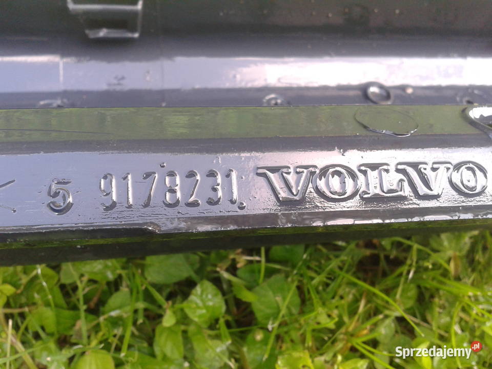VOLVO V70 0104 LISTWA PROGOWA LEWA LH ORYGINAŁ osobowe Chełm sprzedam