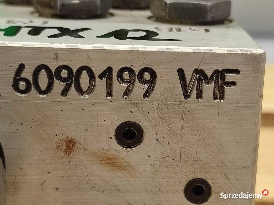 Blok hydrauliczny Mecalac MTX 12 6090199 VMF Wilkowo