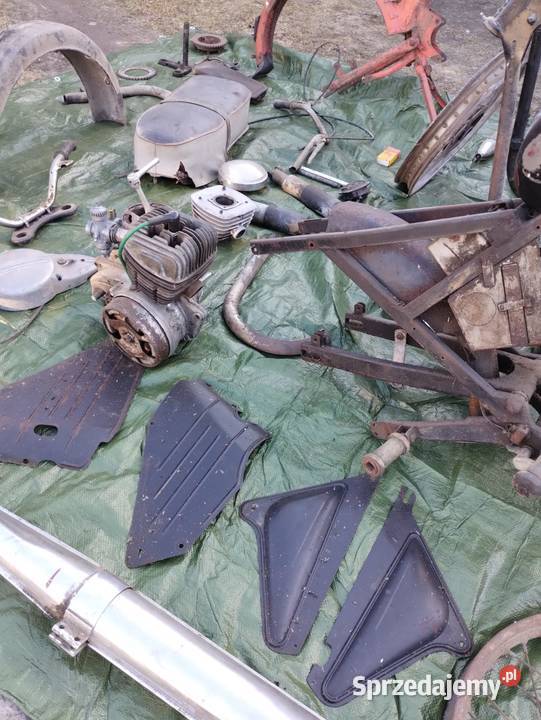 Sprzedam silnik głowicę czapkę i cylinder Hańsk Pierwszy