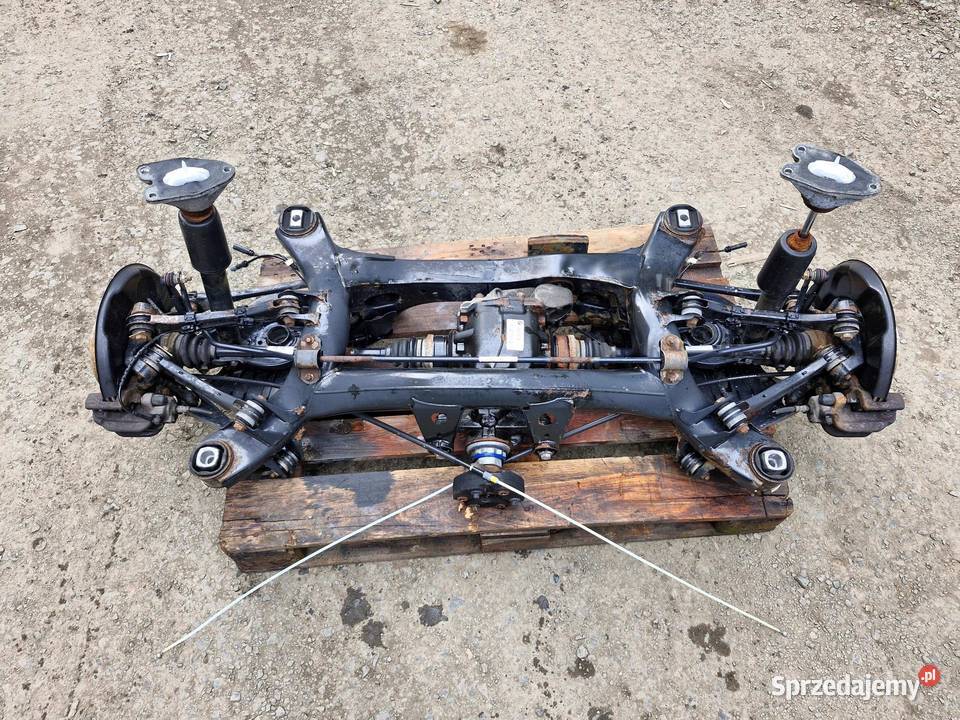 7624780 BMW F30 F31 ZAWIESZENIE BELKA SANKI TYŁ sprzedam