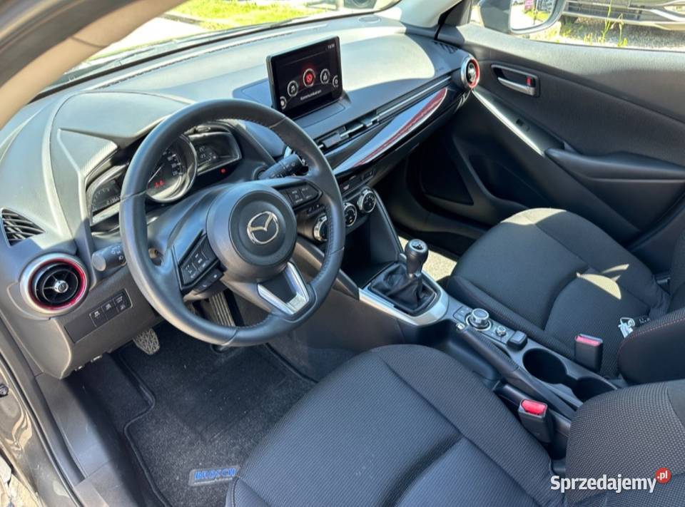 Mazda 2 15 Homura Bogata wersja wyposażenia 2022 isofix