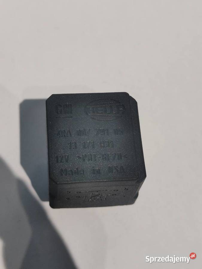 Przekaźniki Opel Astra H 13 CDTI 90 z 2006 roku Mysłowice sprzedam