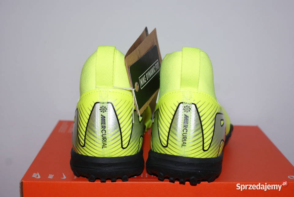 BUTY PIŁKARSKIE NIKE JR ZOOM SUPERFLY 10 ACADEMY Toruń