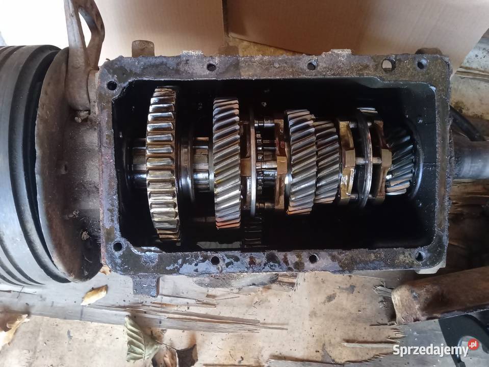 Skrzynia ził Rzeszów sprzedam