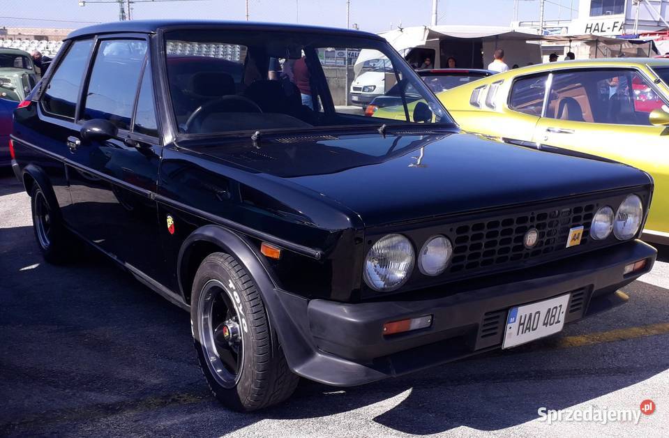 Fiat 131 RacingAbarth poszerzenie błotnika prawy osobowe Podozierany sprzedam