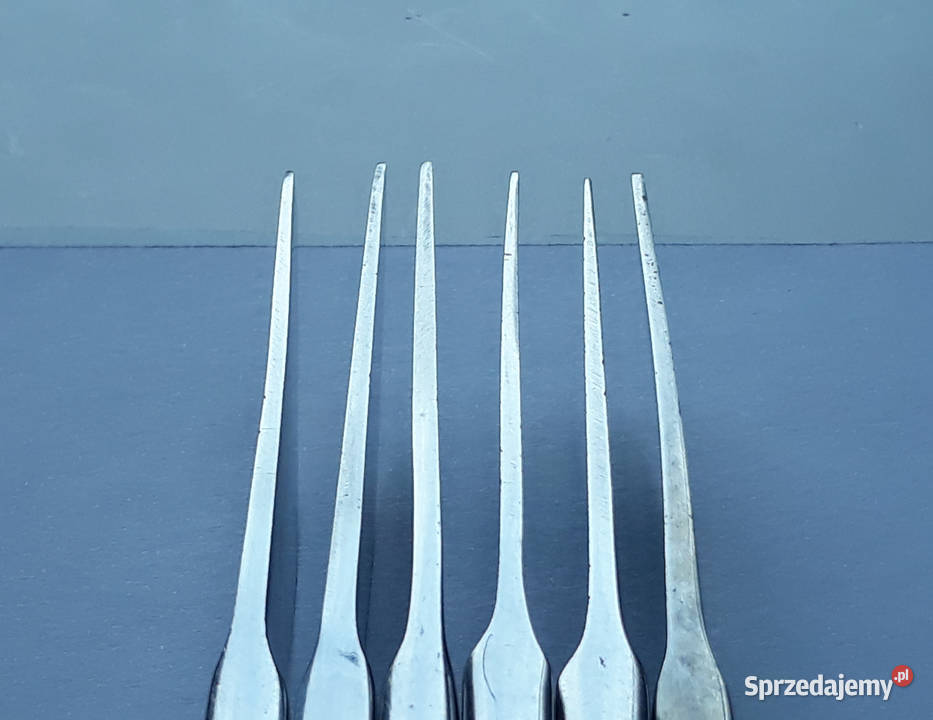 Noże 2 KONWALIE Gerlach sztućce PRL Dąbrowa Górnicza sprzedam