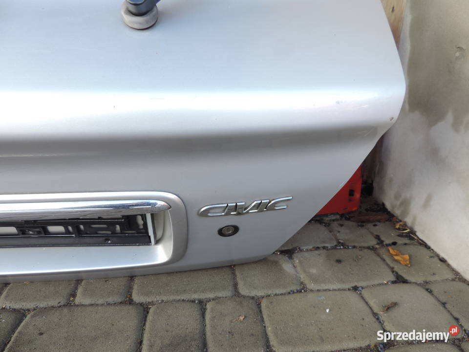 TYLNA KLAPA BAGAŻNIKA HONDA CIVIC VI HB NH614M Nowy Sącz