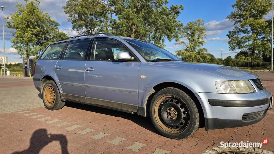 Volkswagen Passat B5 16 PB 9 lat w jednych wielkopolskie Poznań sprzedam