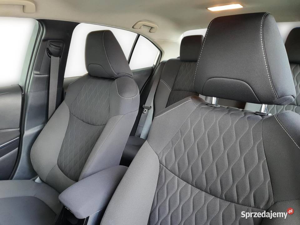 TOYOTA Corolla Sedan 15 Comfort 125 pakiet TECH ABS śląskie