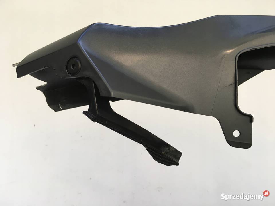 SUZUKI GSXR 1000 17 Owiewka tył Ogon Zadupek L Łobżenica