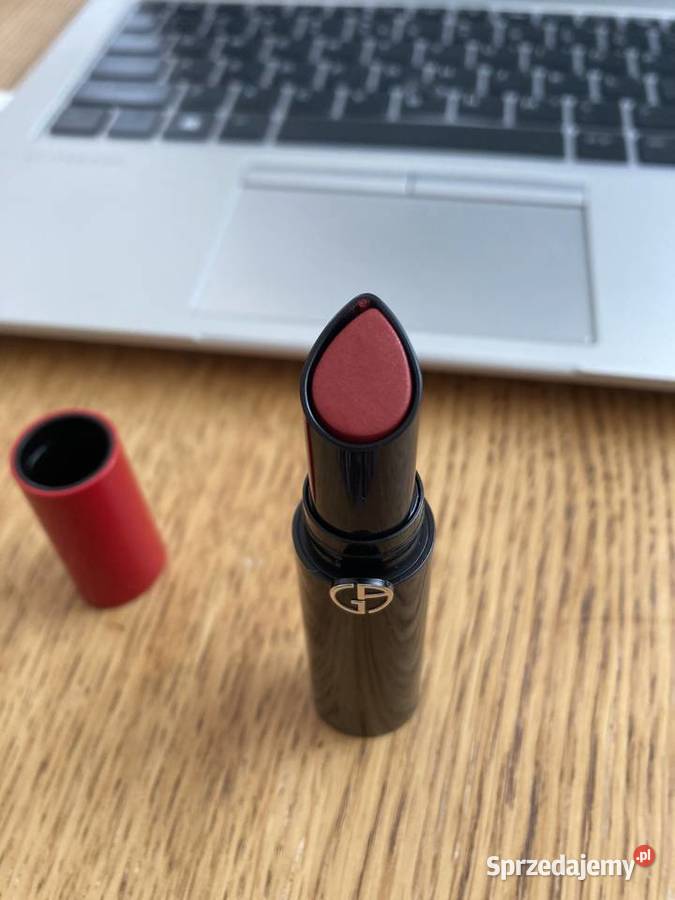 Giorgio Armani Vivid Color Long Wear Lipstick Makijaż Warszawa