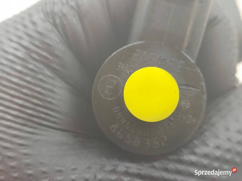 WTRYSKIWACZ 0445110078 8658352 24 D Volvo S60 I