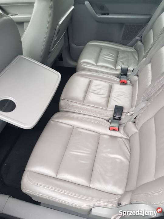 Kompletny srodek skora vw touran Rok produkcji 2006 Lębork