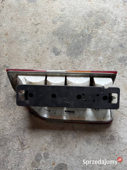 Lampa tylna prawa Mercedes Sprinter VW LT rama osobowe