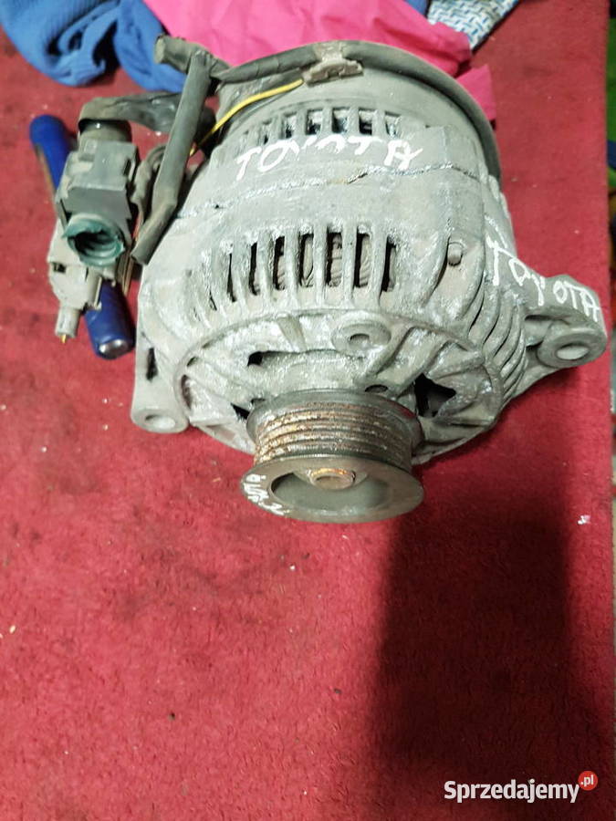 TOYOTA ALTERNATOR BOSCH 0123325012 2706002100 Układ elektryczny silnika Turek sprzedam