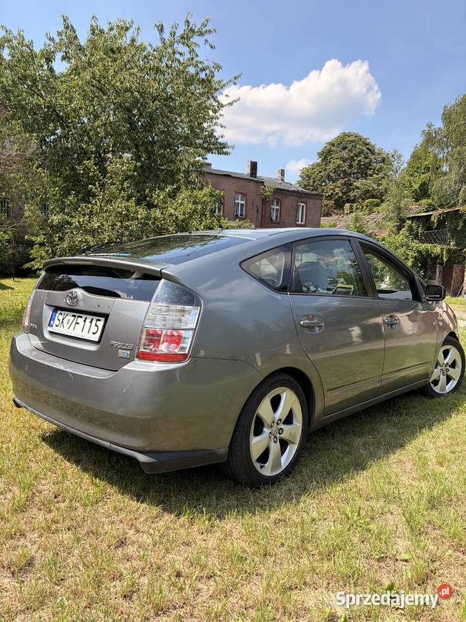 Toyota Prius 15 hybryda benzyna LPG Katowice sprzedam