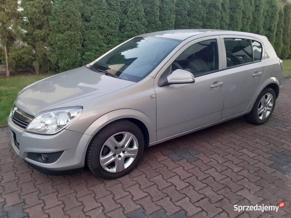 OPEL Astra H 200910r 14 krajowyładny i 4/5 Wolbrom